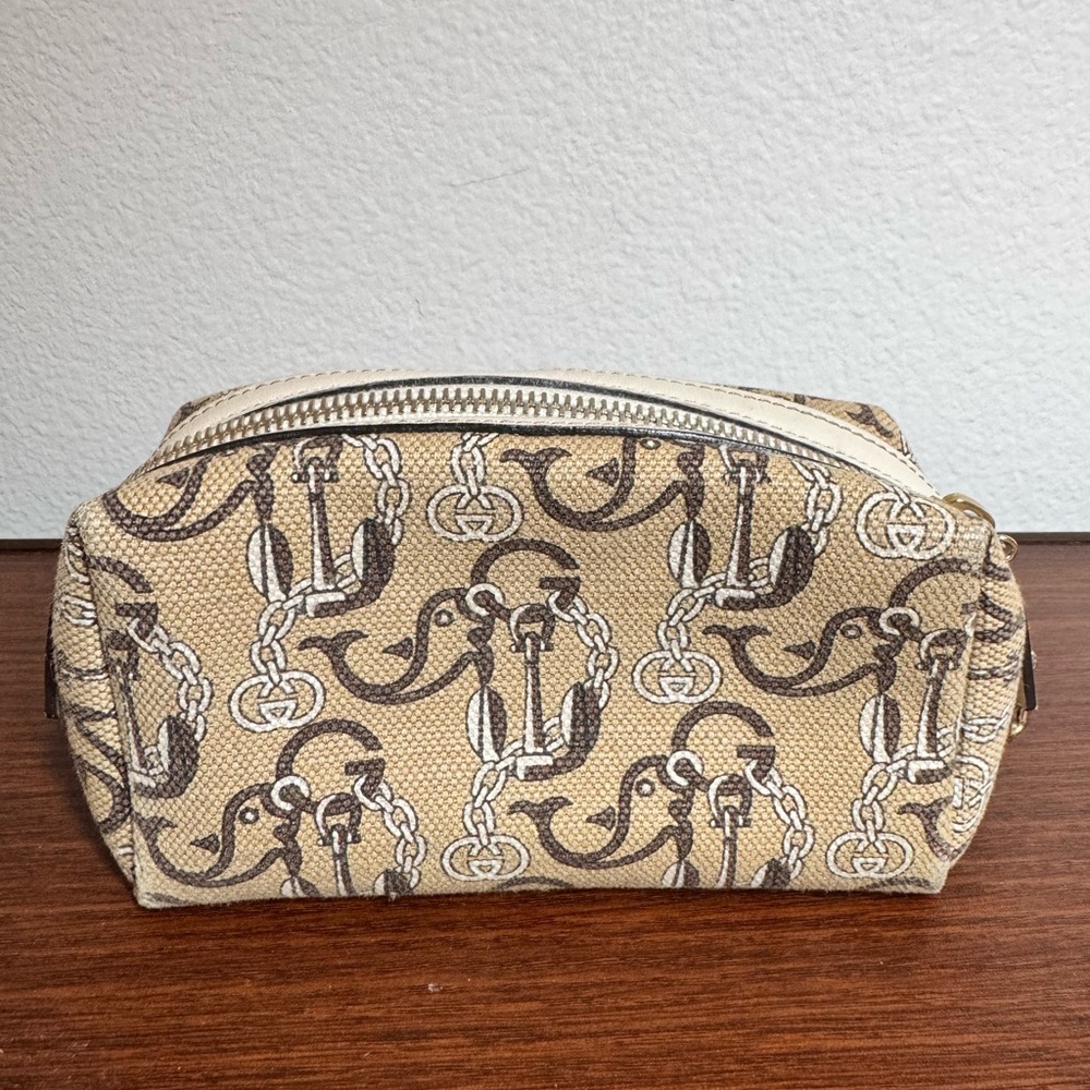 Gucci Anchor & Whale Cosmetic Pouch - Picture 2 of 11